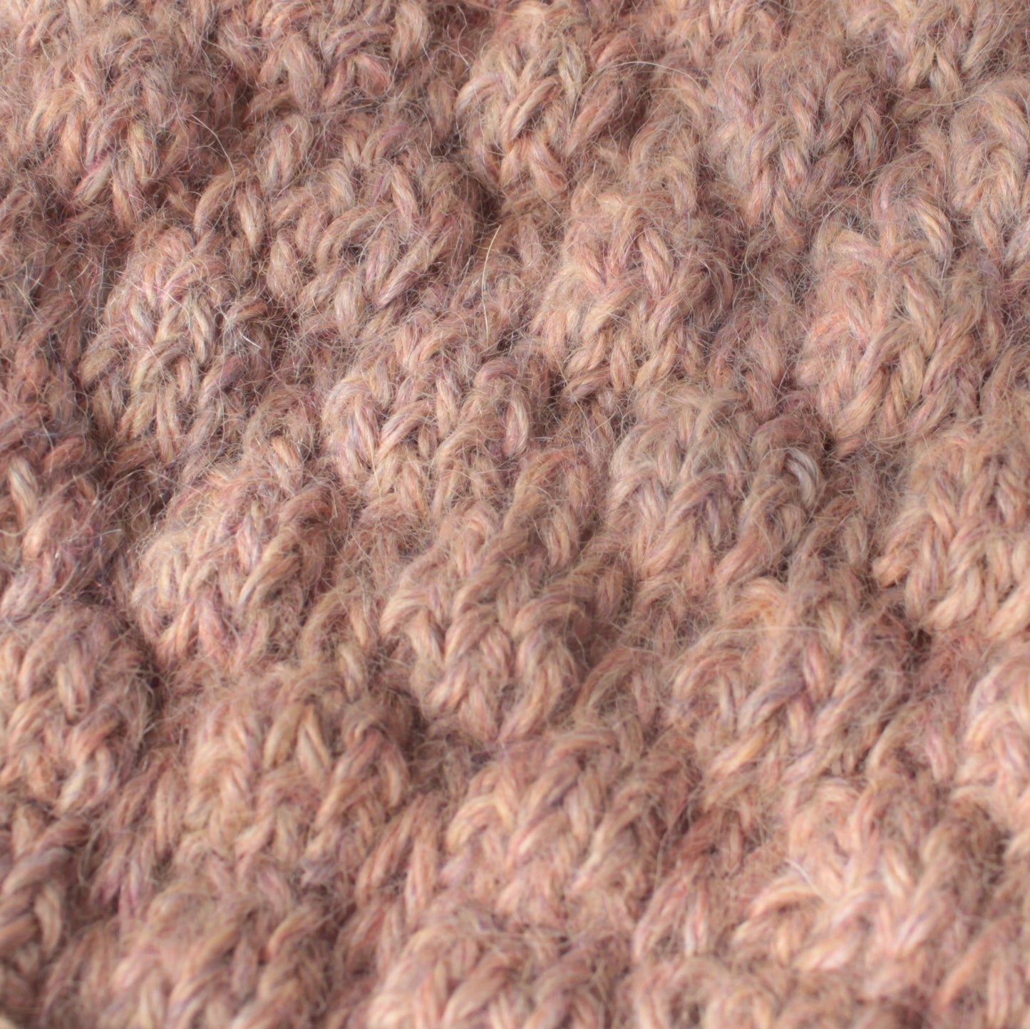 Preorder - 100% Baby Alpaca Cone (1kg/2000m)